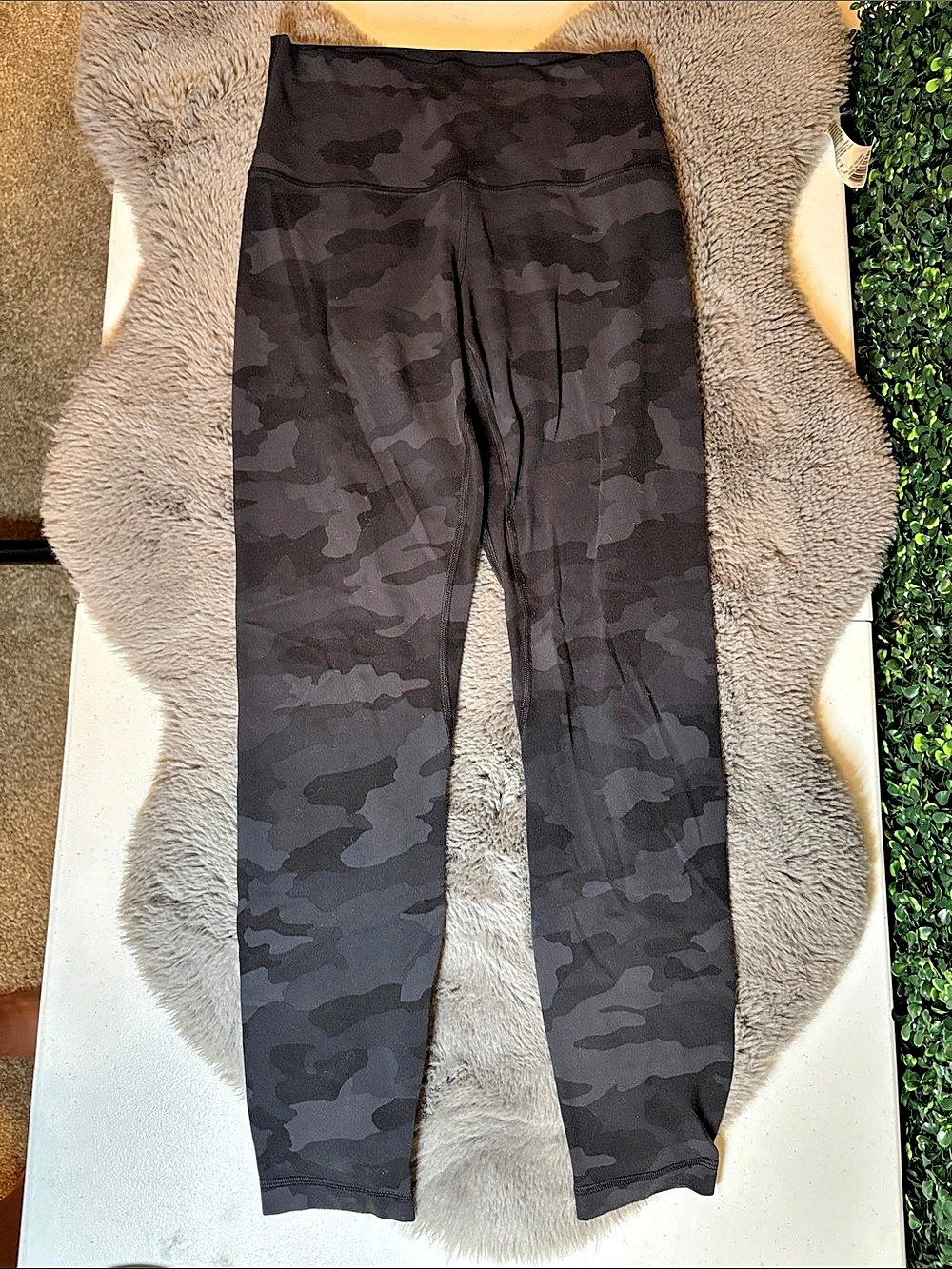Lululemon Align HR Legging 25" Camo Leggings Size 6
